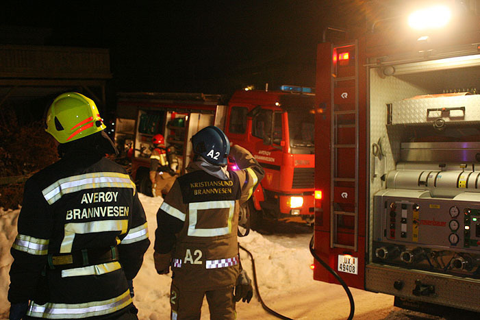 brannfolk averøy snø 2