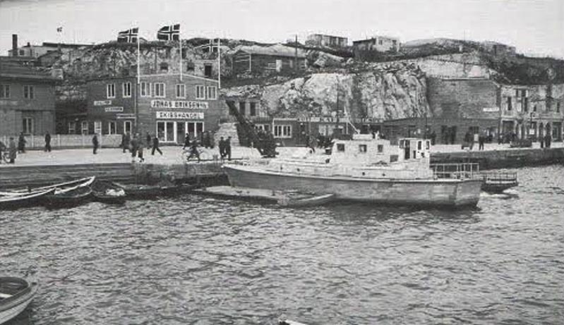 ambu 1945