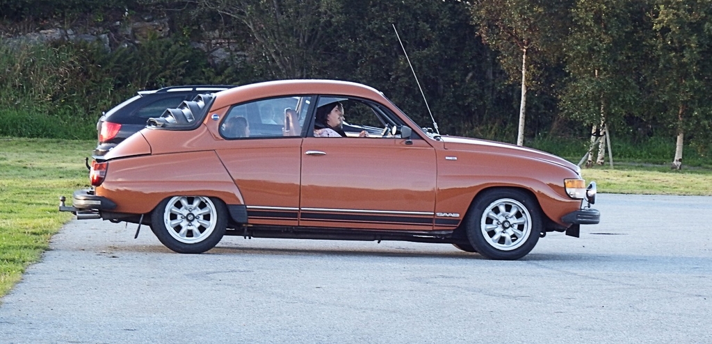 saab v4