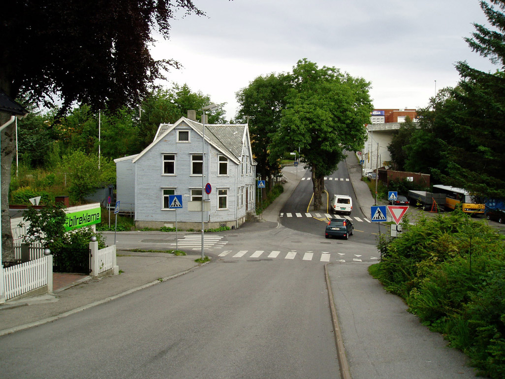 2001