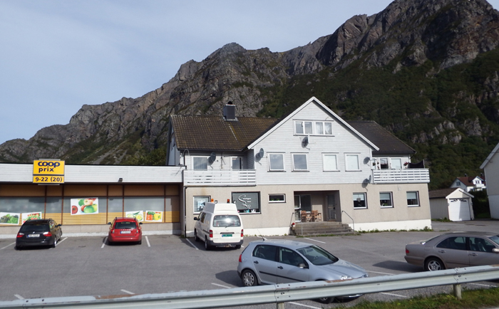 huse 1