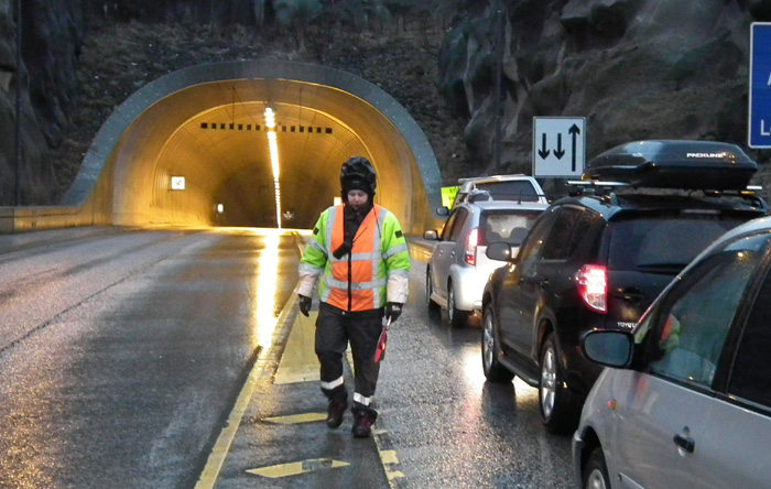 tunnel stengt bilde