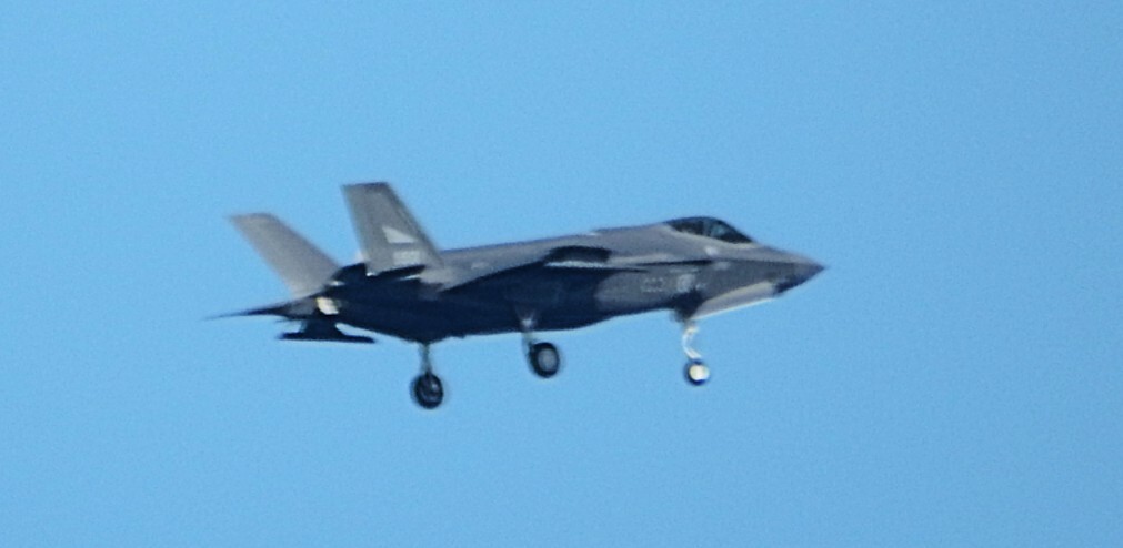 f35