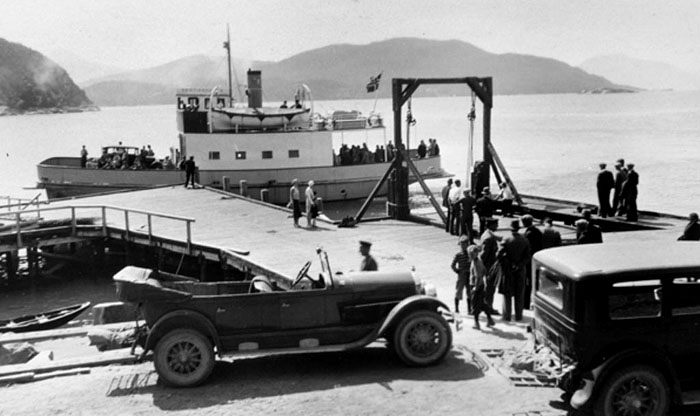 ferge 1932 første nb