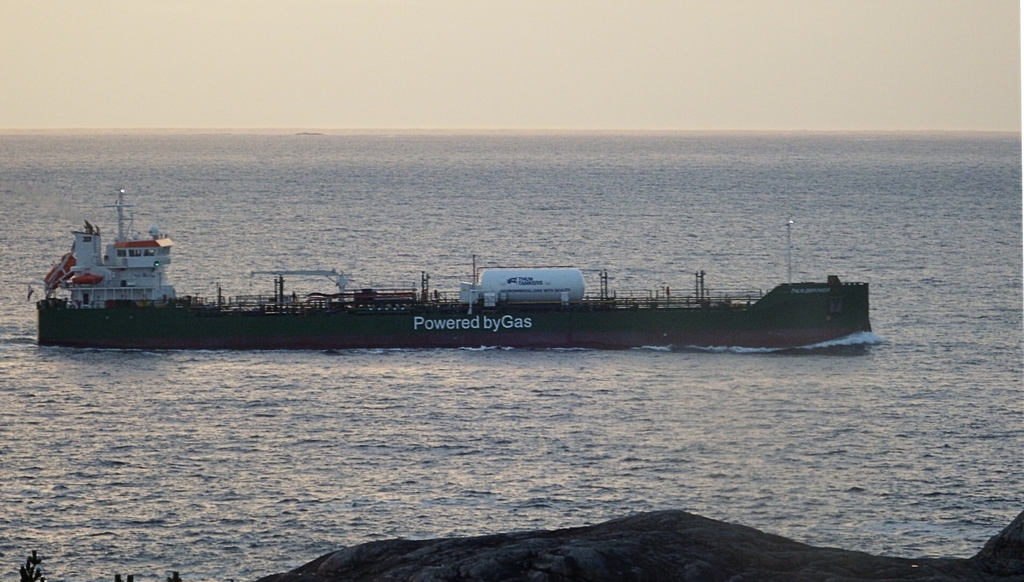 tanker 1