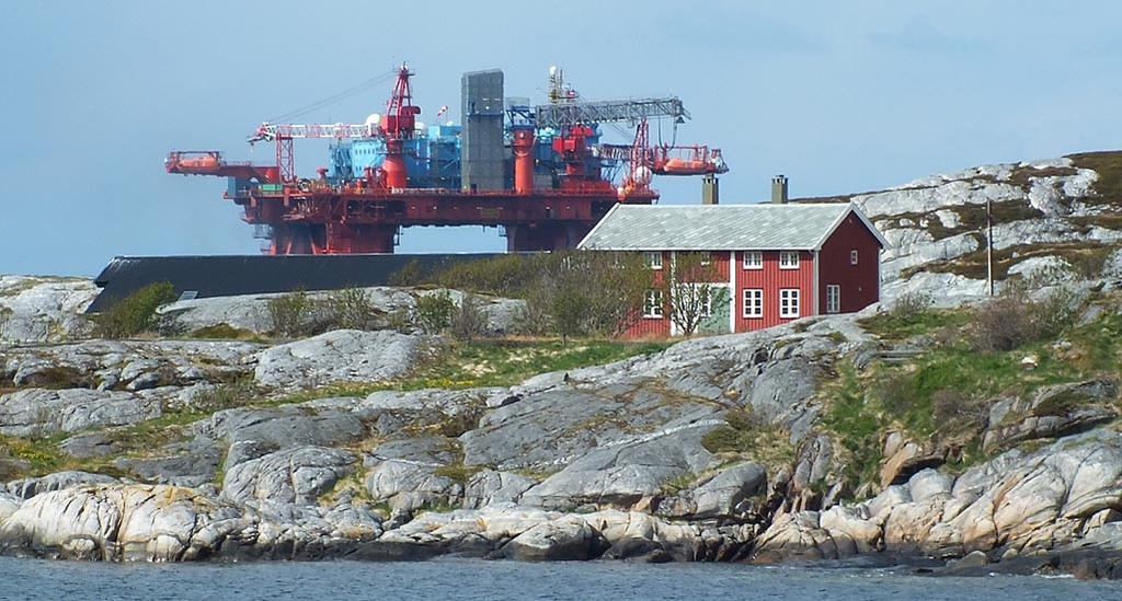 Regalia utenfor meldalsholmen 7.5.19