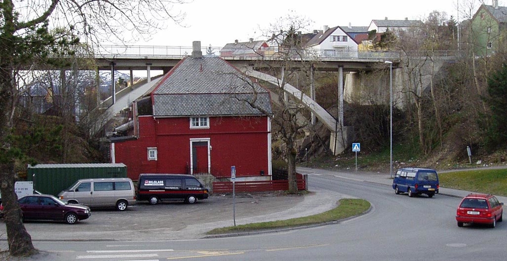 2006