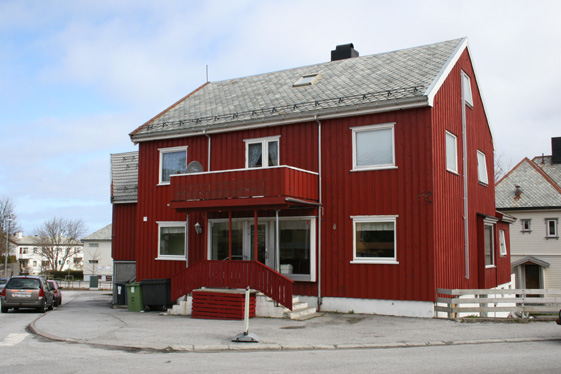 hus_s hus_s