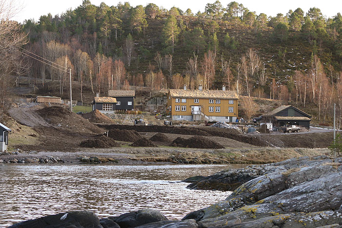 fre_kvalvik_gard fre_kvalvik_gard