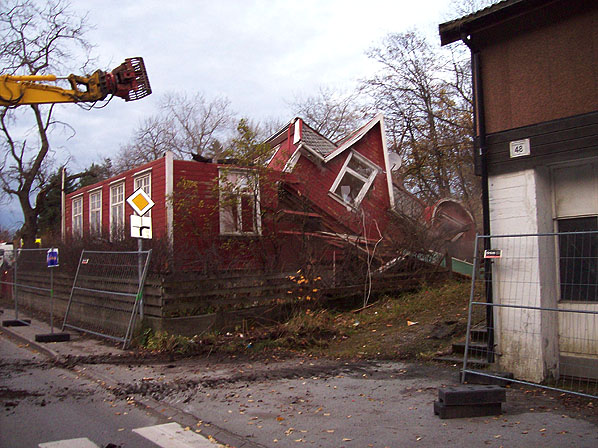 foe_hus_ned foe_hus_ned