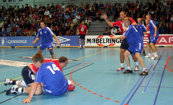 dscf0441handballfrontpage dscf0441handballfrontpage