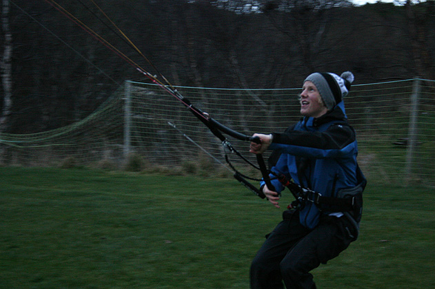 kite_side_th kite_side_th