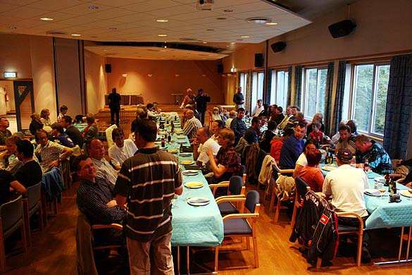 cup_folk_hus cup_folk_hus
